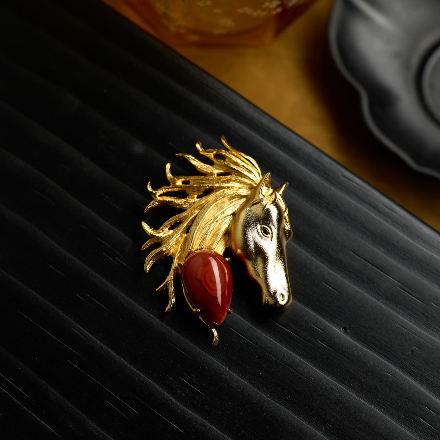 HORSE SUCCESS BROOCH