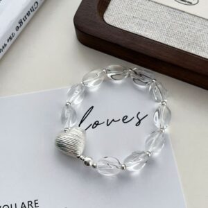 white crystal, beads bracelet, crystal bracelet, silver heart, heart crystal.